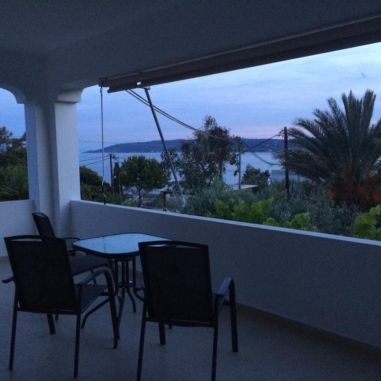 Vasilikos Apartments Paralia Agias Foteinis Exterior photo
